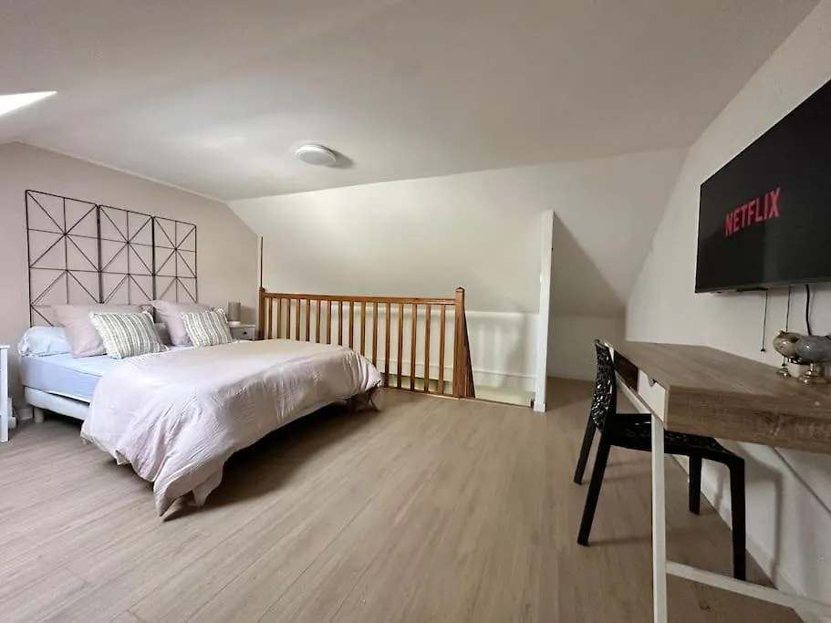 Apartment Appartement Cosy Sainghin-en-Melantois